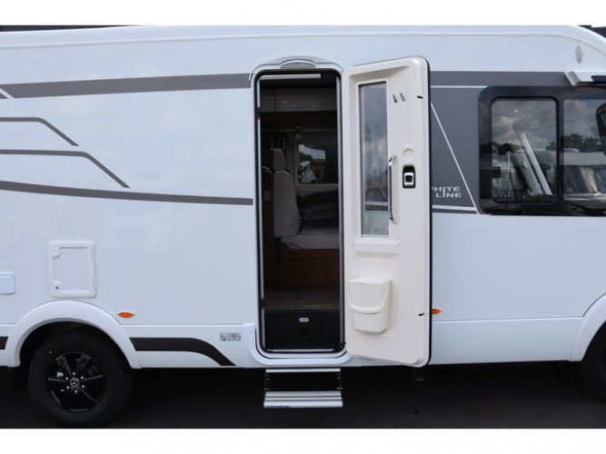 Hymer BMC-I 600 WhiteLine 170pk automaat | SLC AL-KO Chassis | LED Koplampen | Uit voorraad leverbaar |