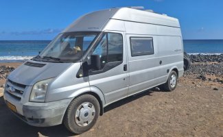 Ford 2 pers. Ford camper huren in Rotterdam? Vanaf € 65 p.d. - Goboony
