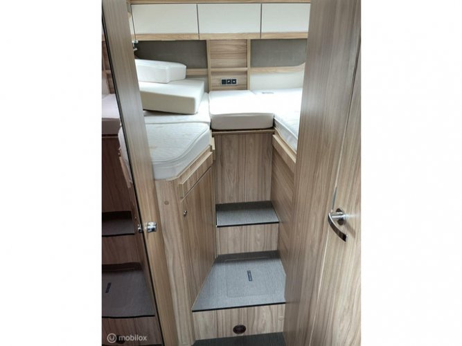 Hymer ML-T 580 4x4 Mercedes Automaat Super-uitvoering met Delta velgen, 2x Airco, Solar, Recaro stoelen, Etc.etc. foto: 5