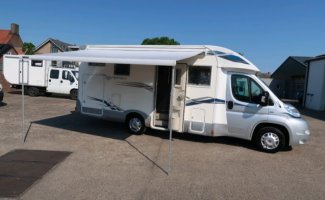 Rimor 4 pers. Rent a Rimor camper in Roermond? From €87 pd - Goboony