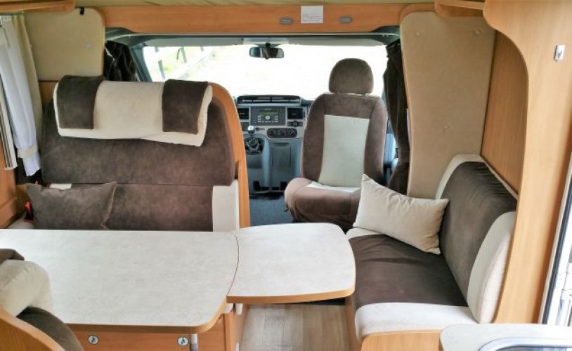 Chausson 6 pers. Rent a Chausson camper in Haarlem? From € 145 pd - Goboony photo: 1