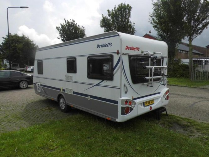 Dethleffs Camper 540 Voortent en luifel.  foto: 1