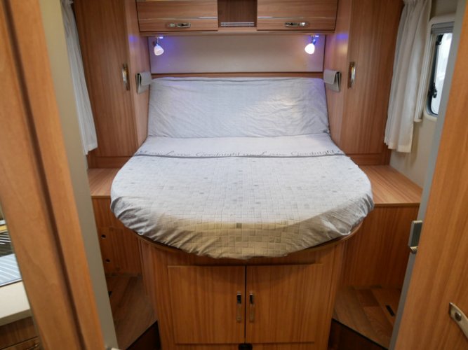 Hymer Tramp T 598 GL Queensbed, Hefbed, Scooter / Fietsendrager! foto: 17