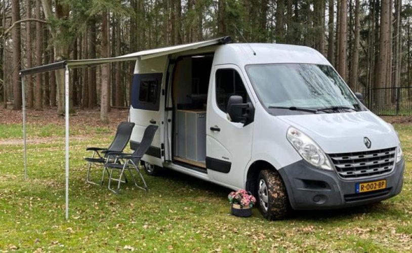 Renault 2 pers. Rent a Renault camper in Apeldoorn? From € 73 pd - Goboony photo: 0