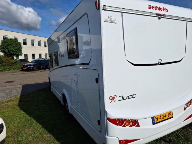 Dethleffs Just 90 T 7052 DBM -QUEENSBED+HEFBED-5ZITPL  foto: 1