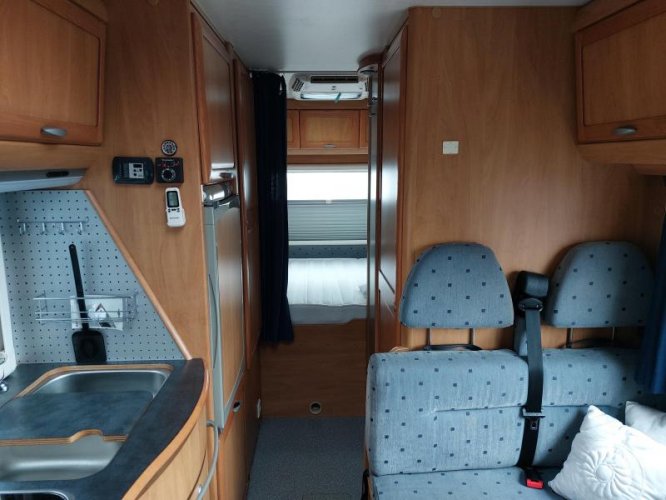 Hymer C 644 Alkoof 6 persoons  foto: 13