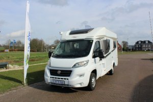 Carado ( Hymer ) T 135 2.3 MultiJ 130 HP, Semi-integrated, French bed, Engine air conditioning, Tow bar, Bj. 2015 Marum