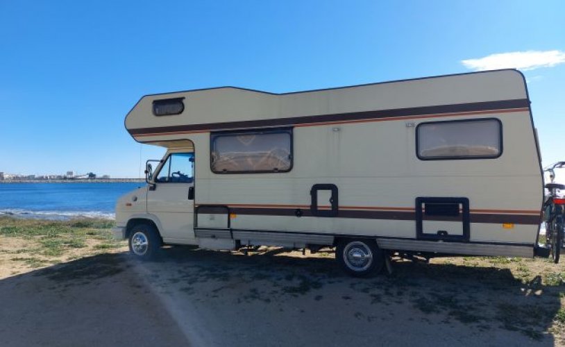 Fiat 6 pers. Rent a Fiat camper in Westervoort? From € 70 pd - Goboony photo: 0