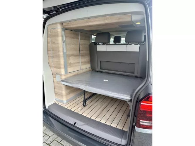 Volkswagen T6.1 California 6.1 OCEAN 150 DSG  foto: 6