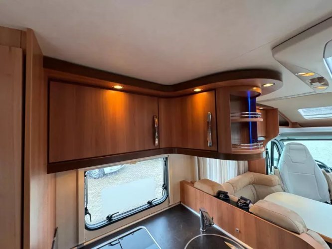 Hymer Exclusive Line 654 Vastbed Top-Indeling  foto: 18