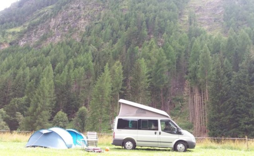 Ford 4 pers. Rent a Ford camper in Dordrecht? From €79 per day - Goboony photo: 1