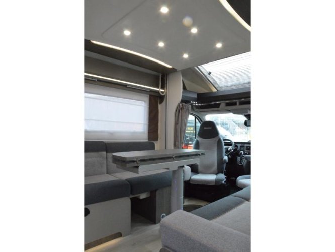 Chausson Titanium 640 Automatisch levelsysteem  foto: 16