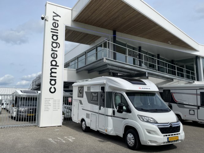 Adria CORAL 600 SC QUEENSBED XXL-SKYROOF CAMERA SCHOTEL 2018 hoofdfoto: 1