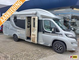 Adria Matrix Supreme 670 SL - lengtebedden + hefbed