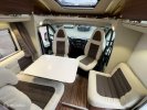 Adria Coral S 690SC Queensbed foto: 6