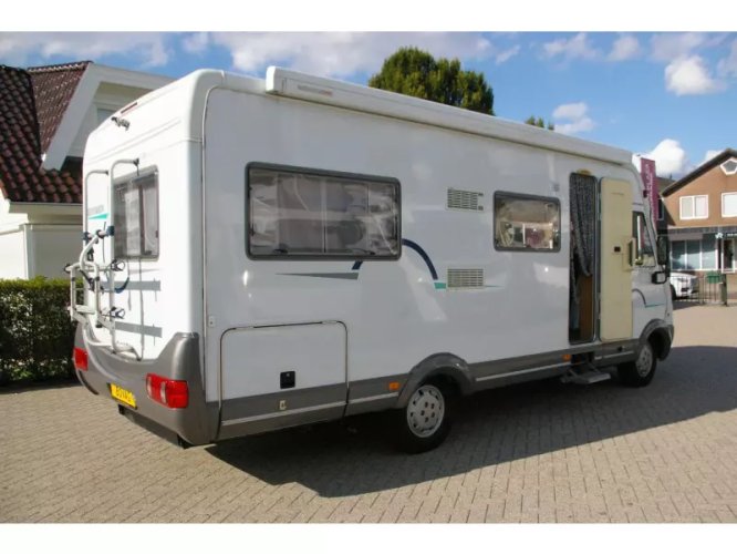 Hymer B654 Treinzit, fransbed,hefbed  foto: 1