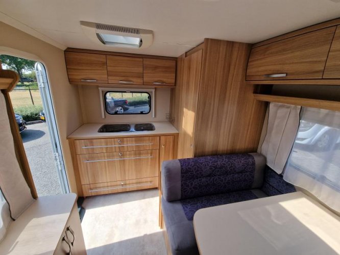 Caravelair Allegra 420 4 persoons  foto: 5