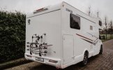Rimor 5 pers. Rent a Rimor motorhome in Putten? From € 155 pd - Goboony photo: 2