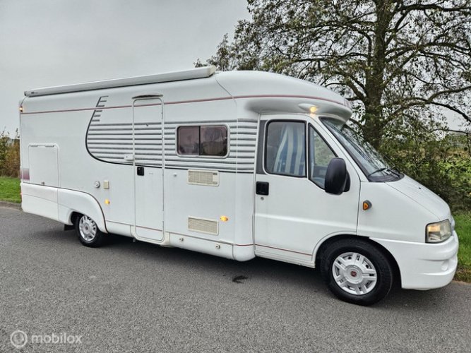 LMC Liberty 6650ti kwaliteitscamper 128PK ☆Dakairco, Solar☆ foto: 1