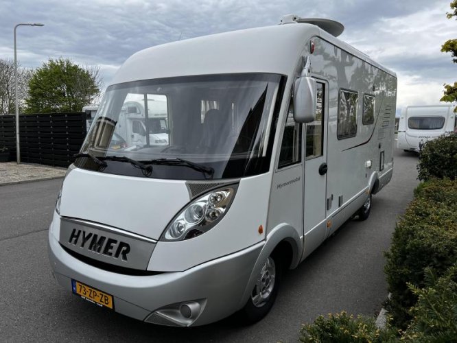 Hymer B654 SL French bed fold-down bed 4000 kg photo: 1