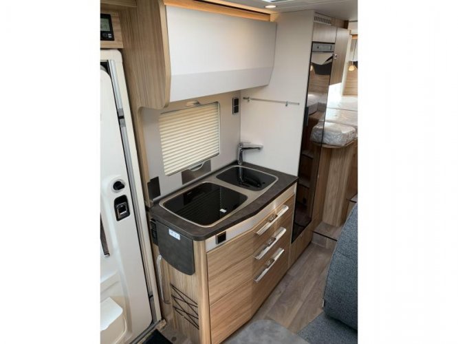 Hymer Exsis-T 580 Pure - automaat  foto: 7