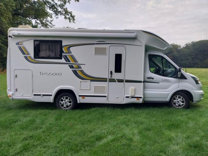 Benimar Tessoro 495 met 5 slaapplaatsen  foto: 10