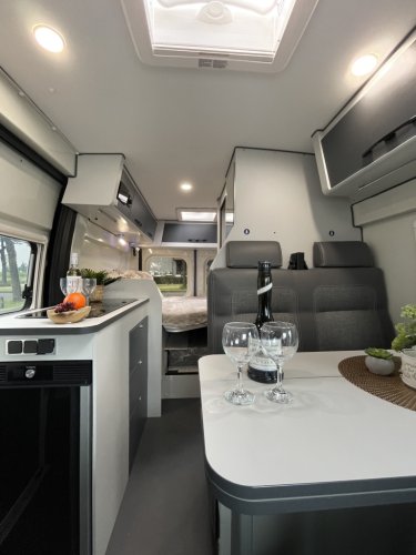 Adria FONT VENDOME RANDO VAN BREEDTEBED DUCATO 8 5.99M  foto: 16