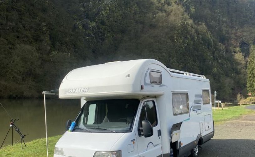 Hymer 6 pers. Rent a Hymer motorhome in Amsterdam? From € 79 pd - Goboony photo: 1