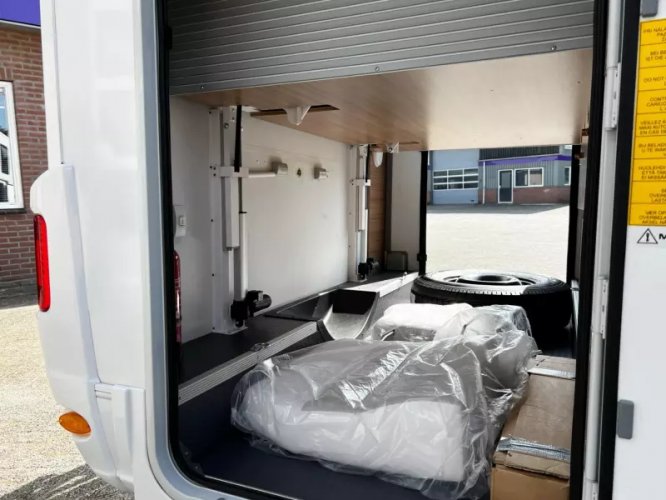 Adria Matrix 670 DC E&P Queensbed  foto: 8