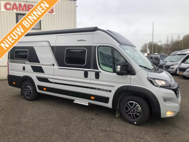 Adria Twin Supreme 640 SLB Actie 180pk 43H aut  hoofdfoto: 1