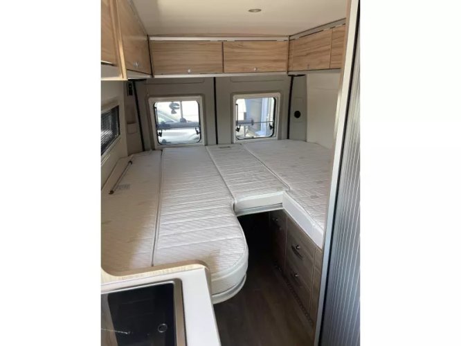 Hymer Yosemite 600 LENGTE BEDDEN / HEFDAK  foto: 22