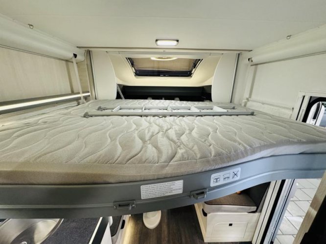 Chausson Titanium Ultimate 788 Automaat Queensbed Hefbed  foto: 9