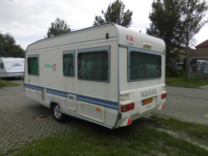 Adria Unica B 431 DD 