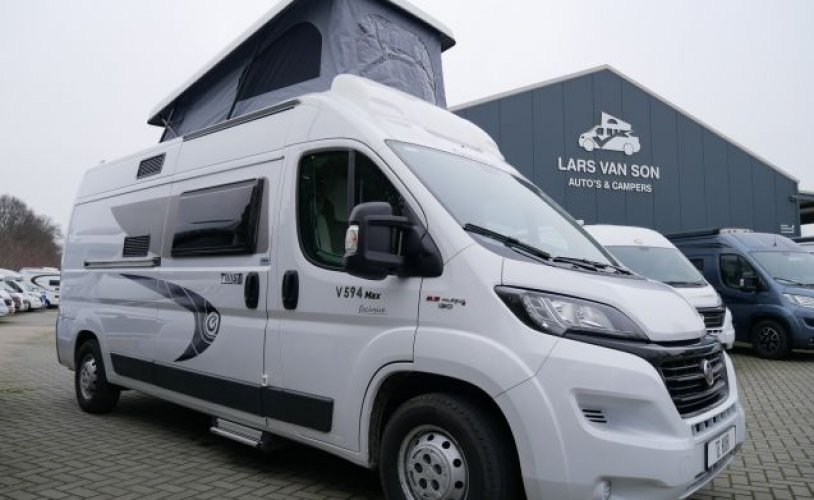Chausson 4 pers. Rent a Chausson motorhome in Opperdoes? From € 135 pd - Goboony photo: 0
