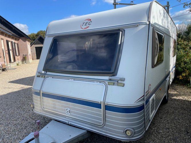 TEC 530 K1 Travel King Enkele bedden , luifel, voortent