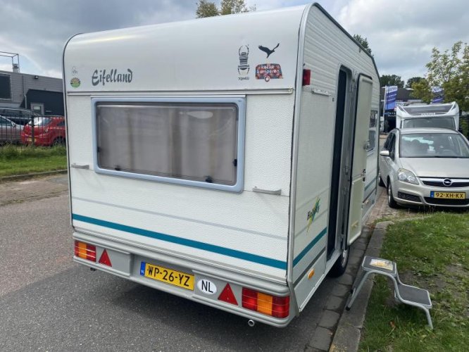 Eifelland 395 VIP Leuke starters caravan 