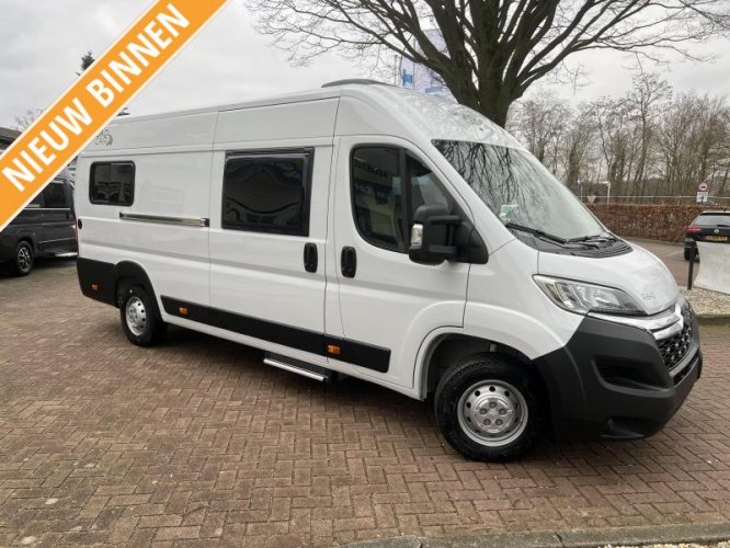 Roadcar R 640 LENGTE BEDDEN NIEUW  hoofdfoto: 1