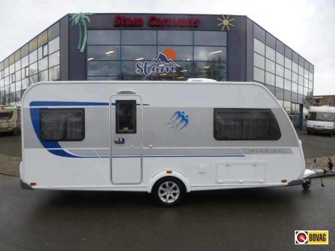 Knaus Sudwind Silver Selection 500 FVU voortent en airco  hoofdfoto: 1