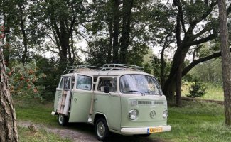 Volkswagen 2 pers. Volkswagen camper huren in Volkel? Vanaf € 182 p.d. - Goboony