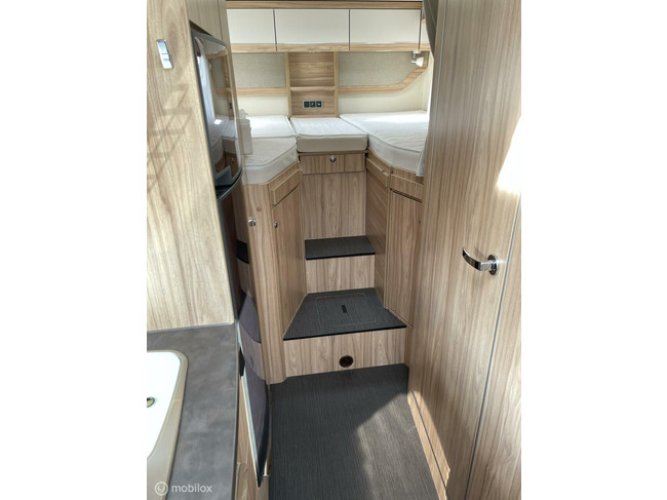 Hymer Exsis-I 588 Integraal Enkele bedden Geen Hefbed Nw.mod