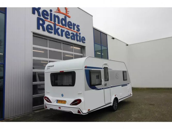 Knaus Sport Silver Selection 450 FU Boogluifel met voorw  foto: 21