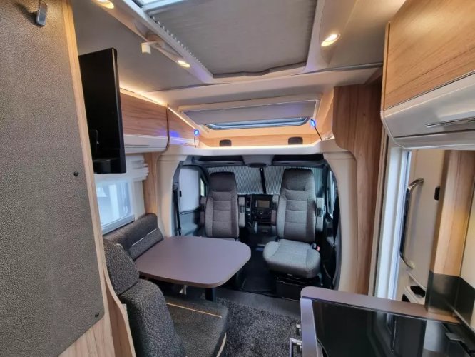 Hymer ML-T 570 luxe keuken Sat Cam  foto: 11