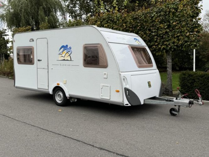 Knaus Sudwind 450 FU Mover en losse luifel 