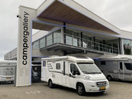 Hymer Exsis T588 AUTOMAAT ENKELE BEDDEN LUCHTVERING DAKAIRCO