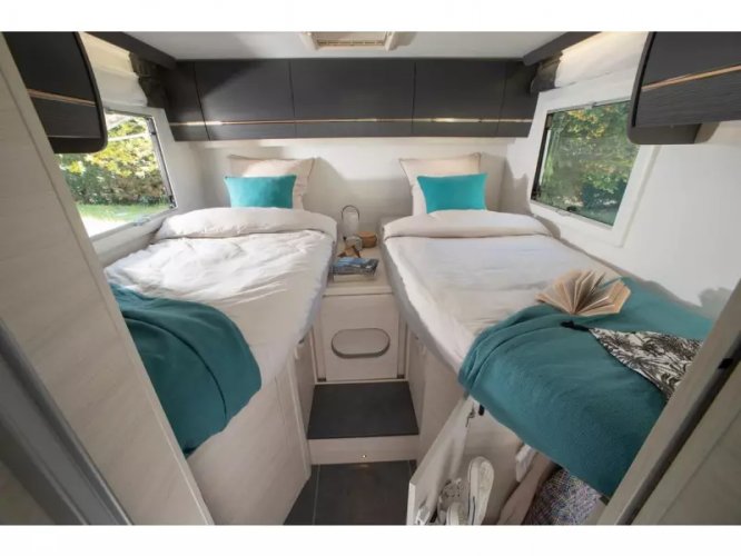 Chausson Titanium Premium 777 super complete camper  foto: 12