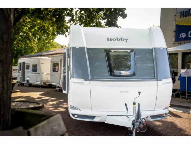 Hobby De Luxe 490 KMF Model 2025 