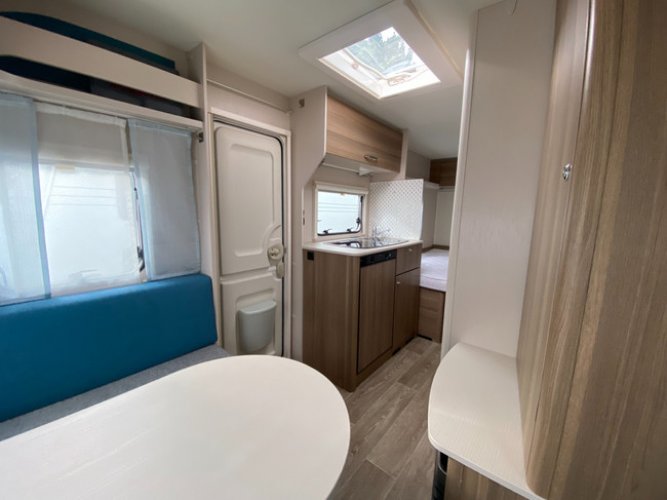 Dethleffs C’Joy 460 LE ENKELE BEDDEN INCLUSIEF STALLING foto: 15