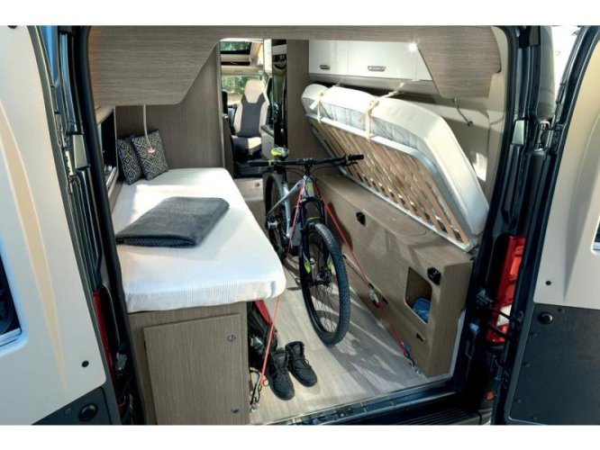 Chausson V697 enkele bedden+automaat !!  foto: 21