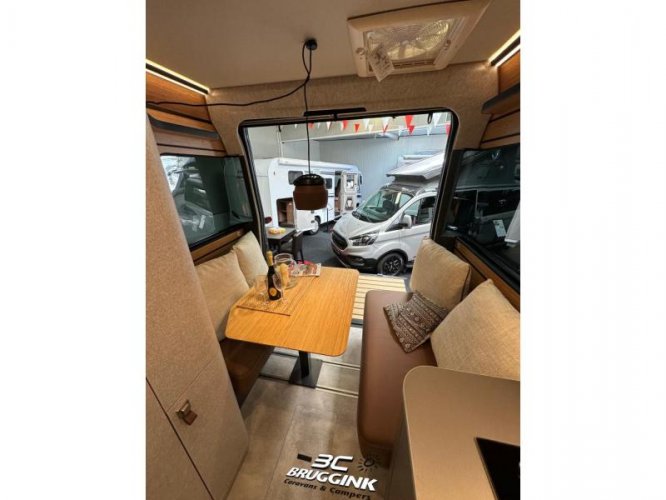 Hymer Venture S - Wereldprimeur -  foto: 19