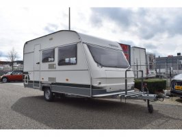 Chateau 403c Caratt 390 | Semi-automatic mover | Awning | Bicycle carrier for | New tires